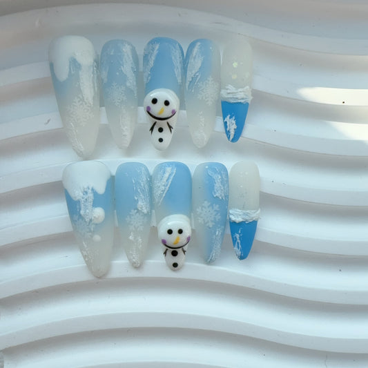 Stiletto snowflake snowman white nail