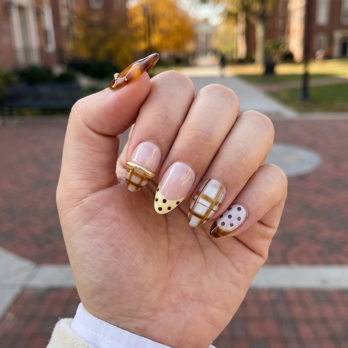 Amber Grid | Short Almond Handcrafted Tortoiseshell & Plaid Press-On Nails