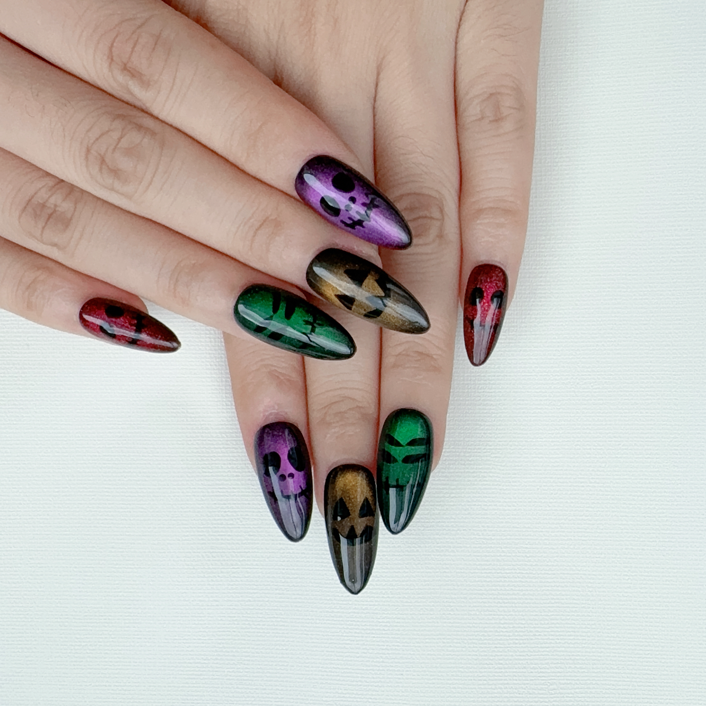 Almond 5 color cat eye halloween nail