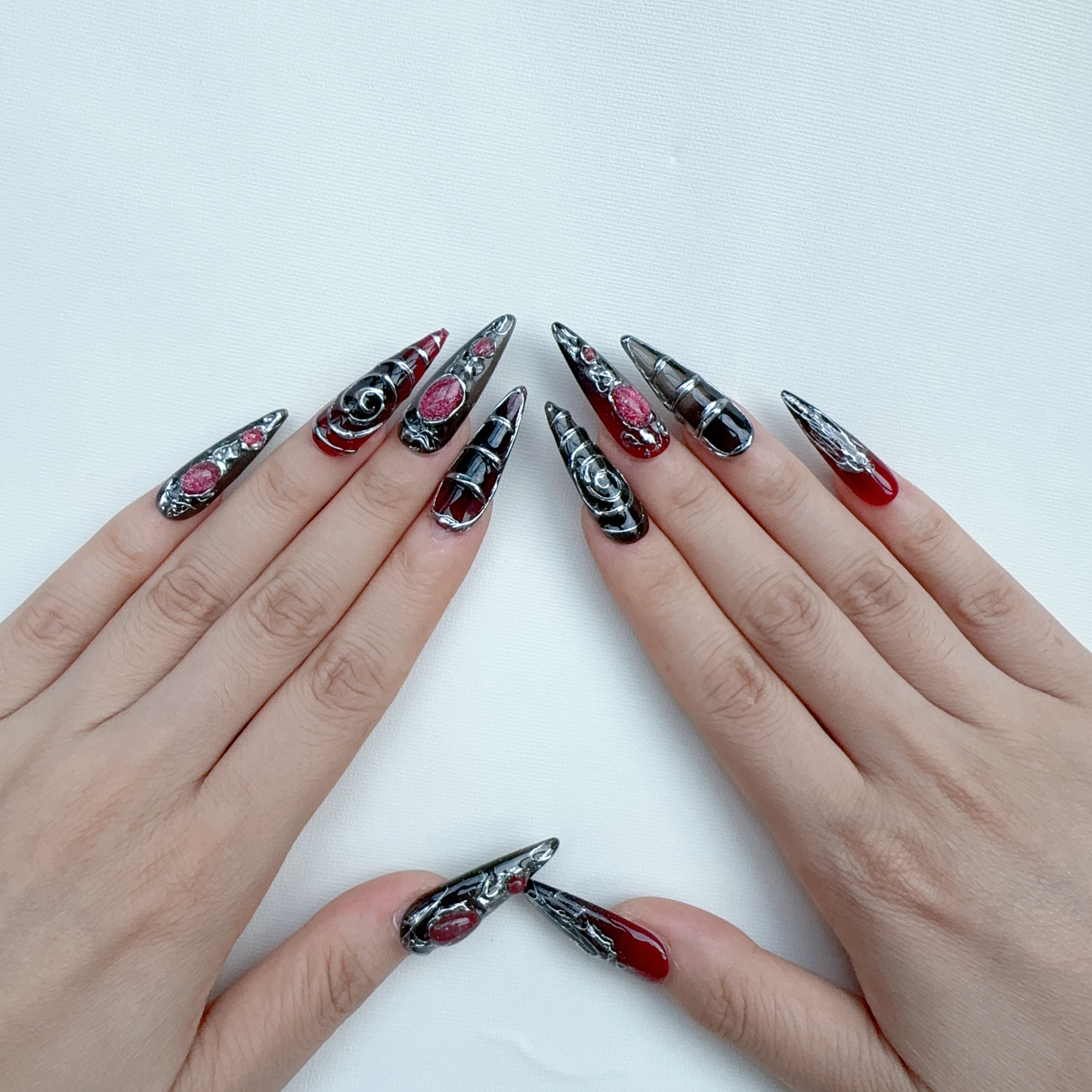 Blood cat eye chrome halloween stiletto nail