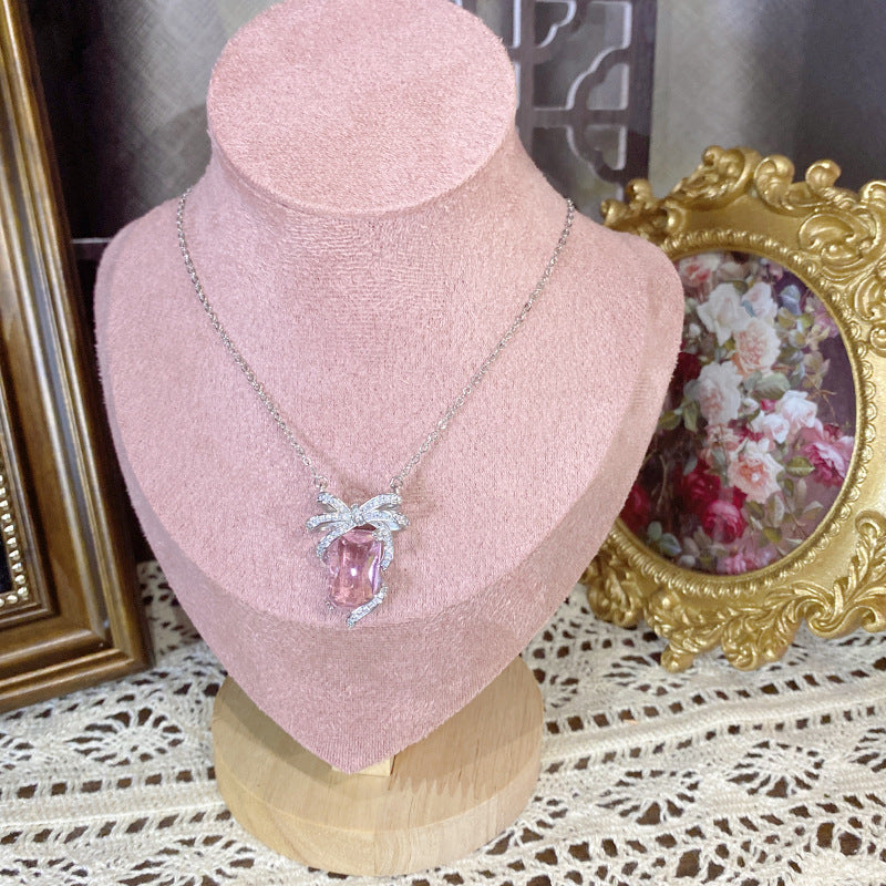 Pink diamond necklace