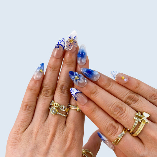 Mermaidcore blue press-on nails on hand | Mermaidcore nail inspo