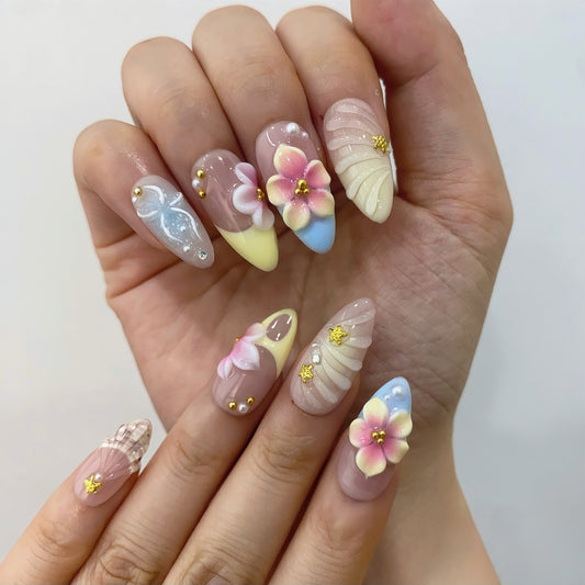 Mermaidcore ocean aqua press-on nails on hand | Mermaidcore nail inspo