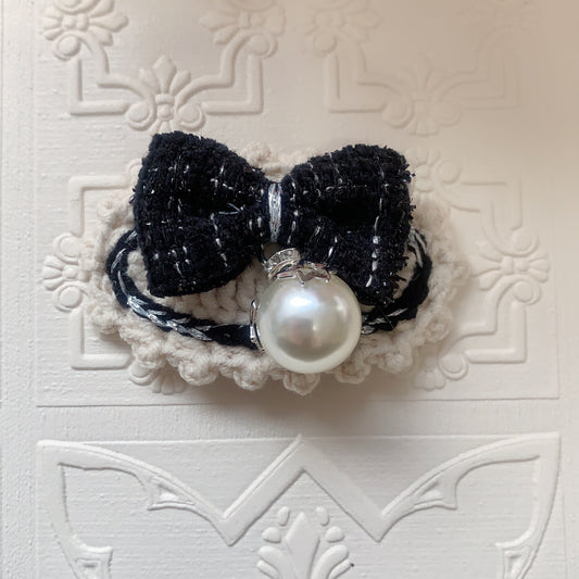 Black channel Style Bowknot Hair pin